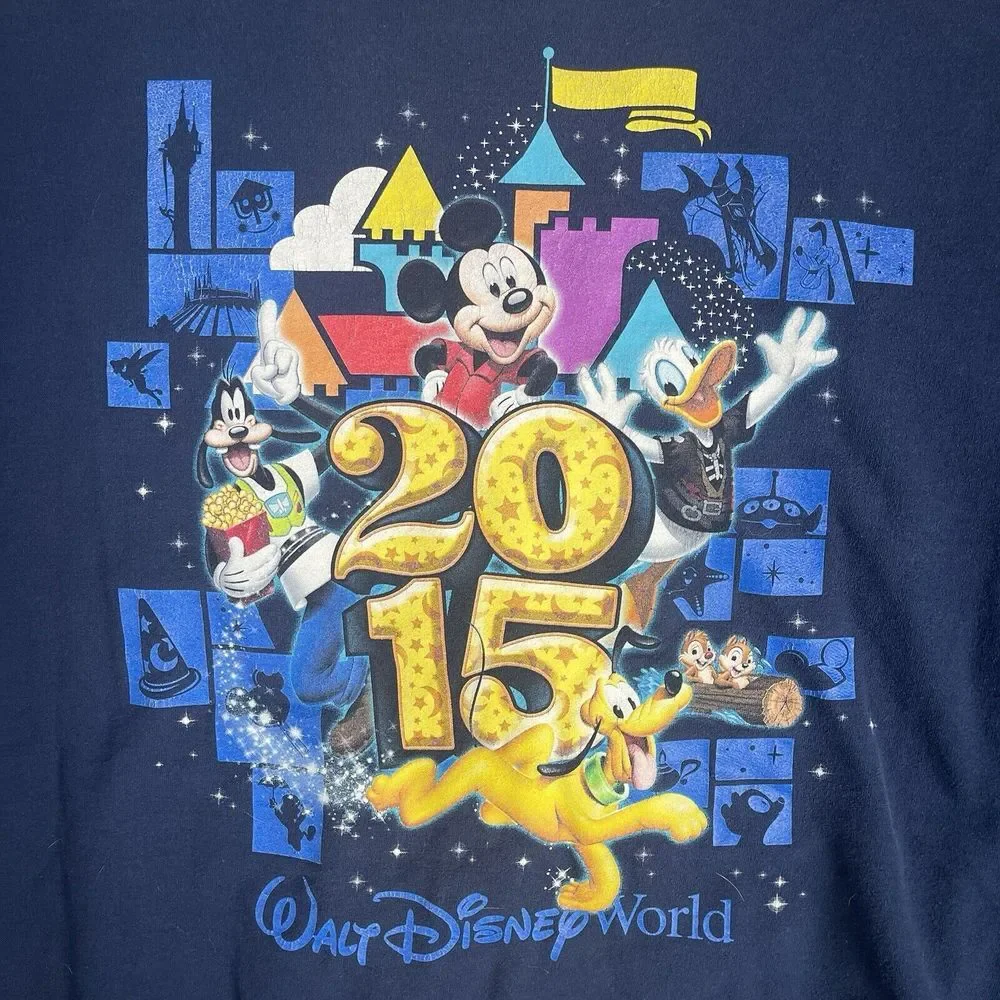 Walt Disney Resort 2015‎ Pullover Crewneck Sweater Men XL Blue